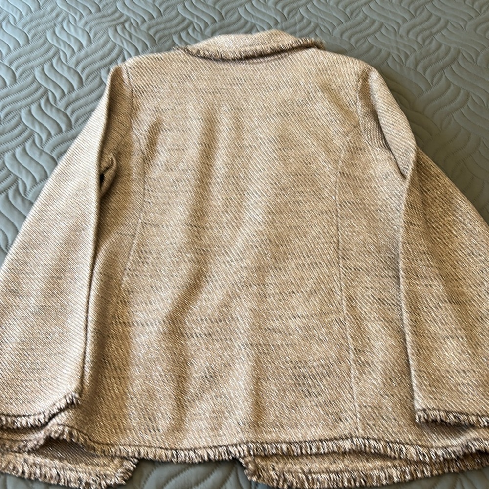 EUC - Chico’s GORGEOUS Tan/Silver Tailored Jacket - Picture 8 of 10